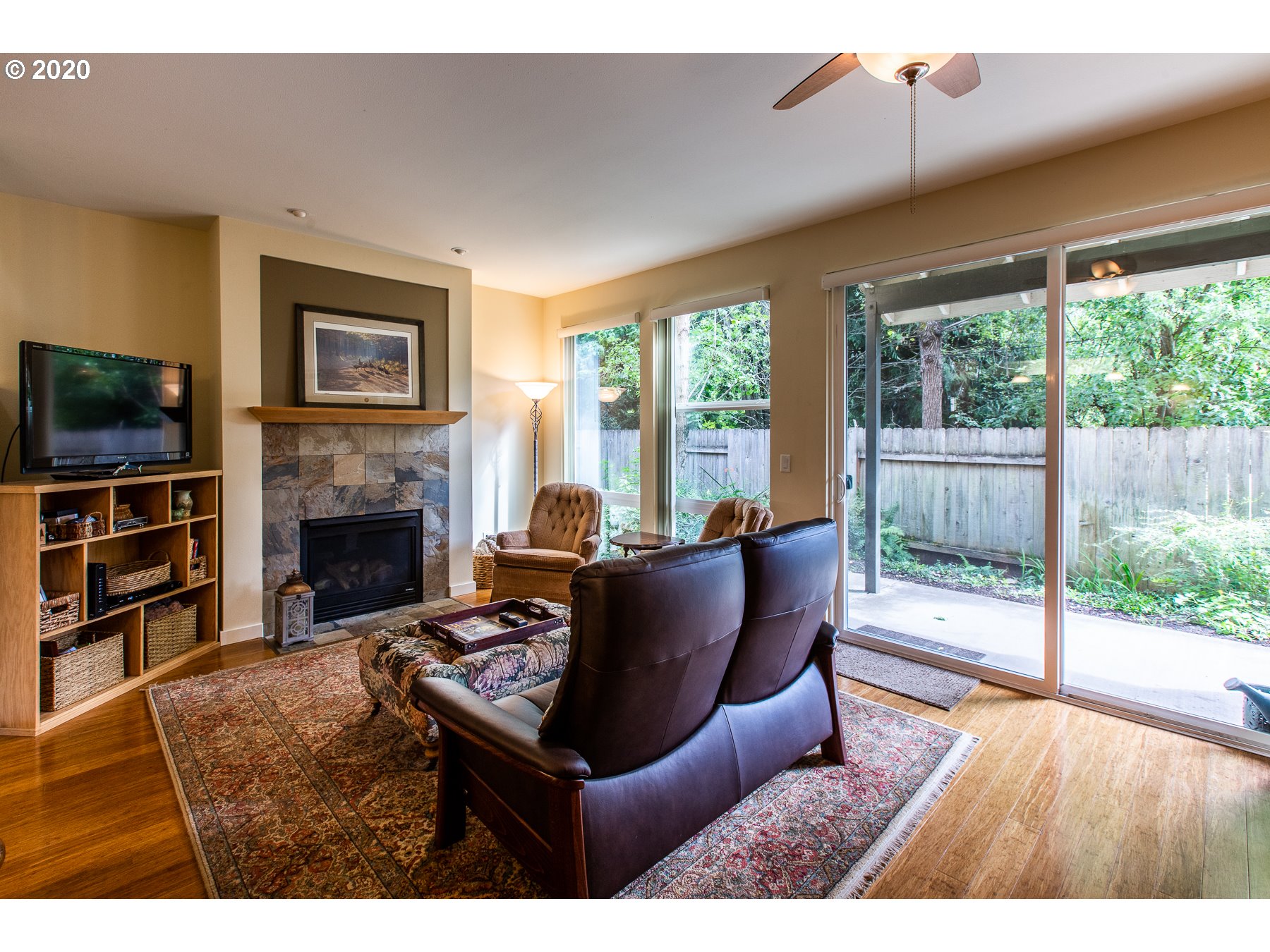 327 Rustic Place, Unit 34 Eugene, OR 97401 - Photo 12 of 23 Gallery Image 12