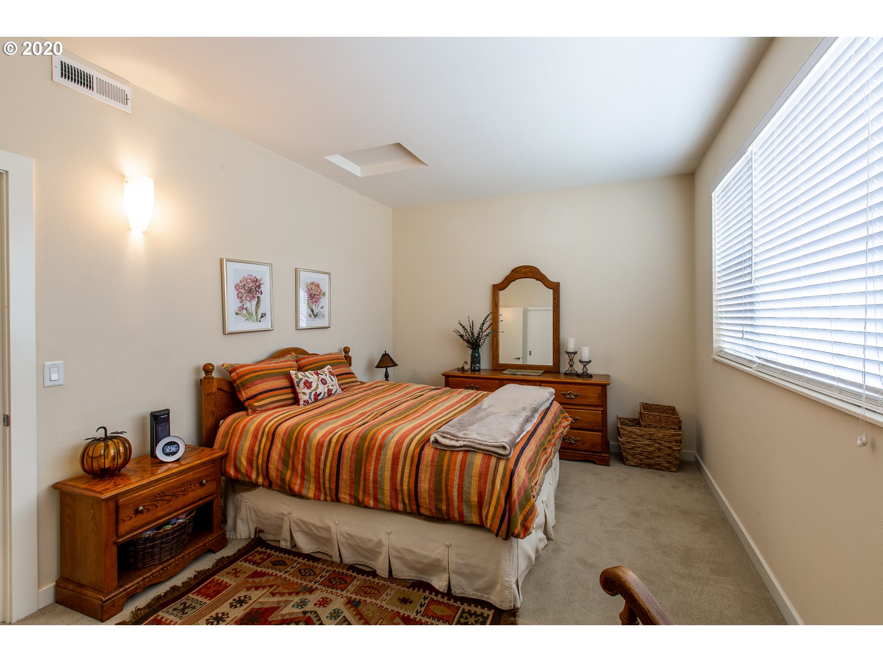 327 Rustic Place, Unit 34 Eugene, OR 97401 - Photo 15 of 23 Gallery Image 15