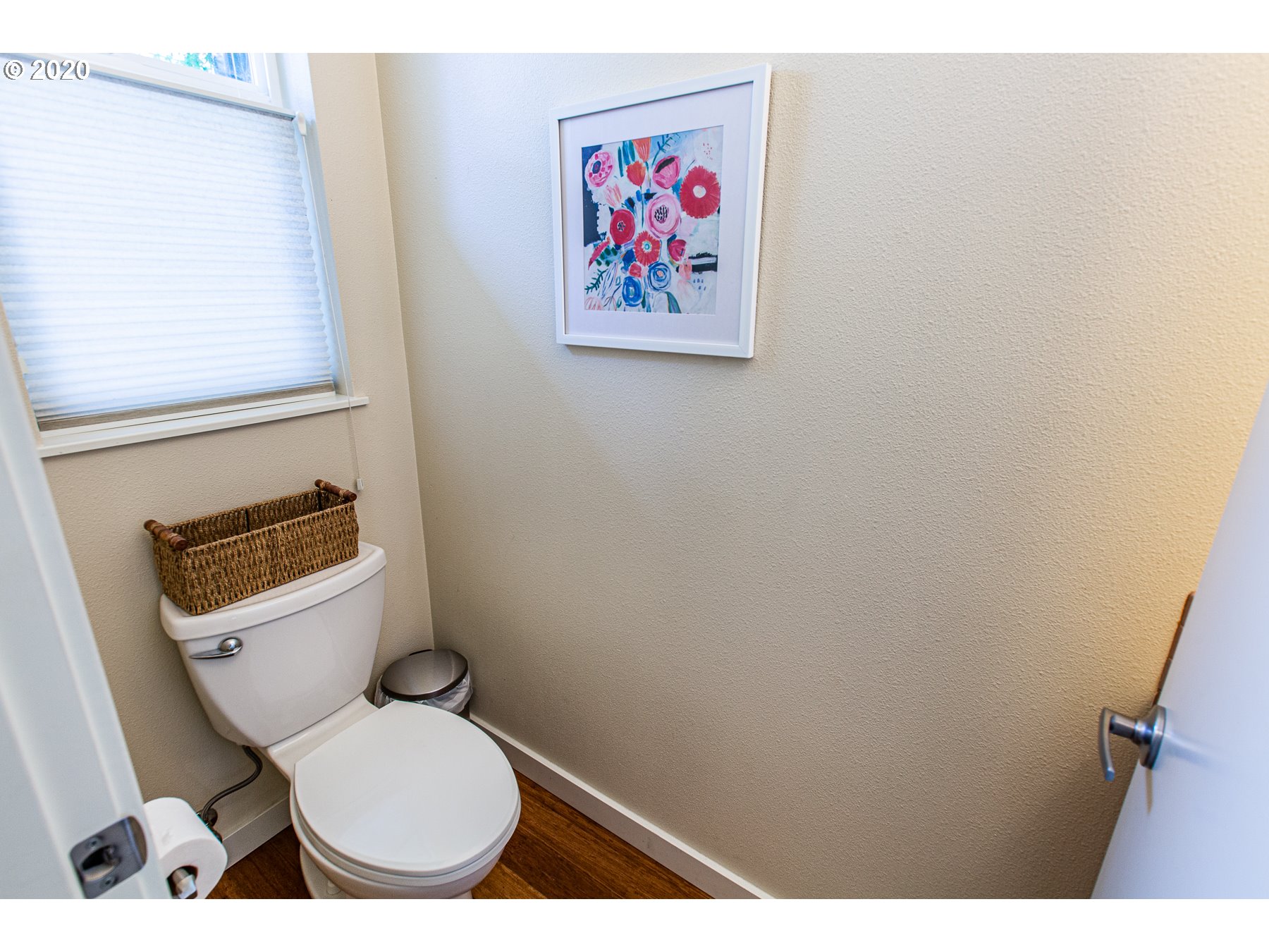 327 Rustic Place, Unit 34 Eugene, OR 97401 - Photo 5 of 23 Gallery Image 5