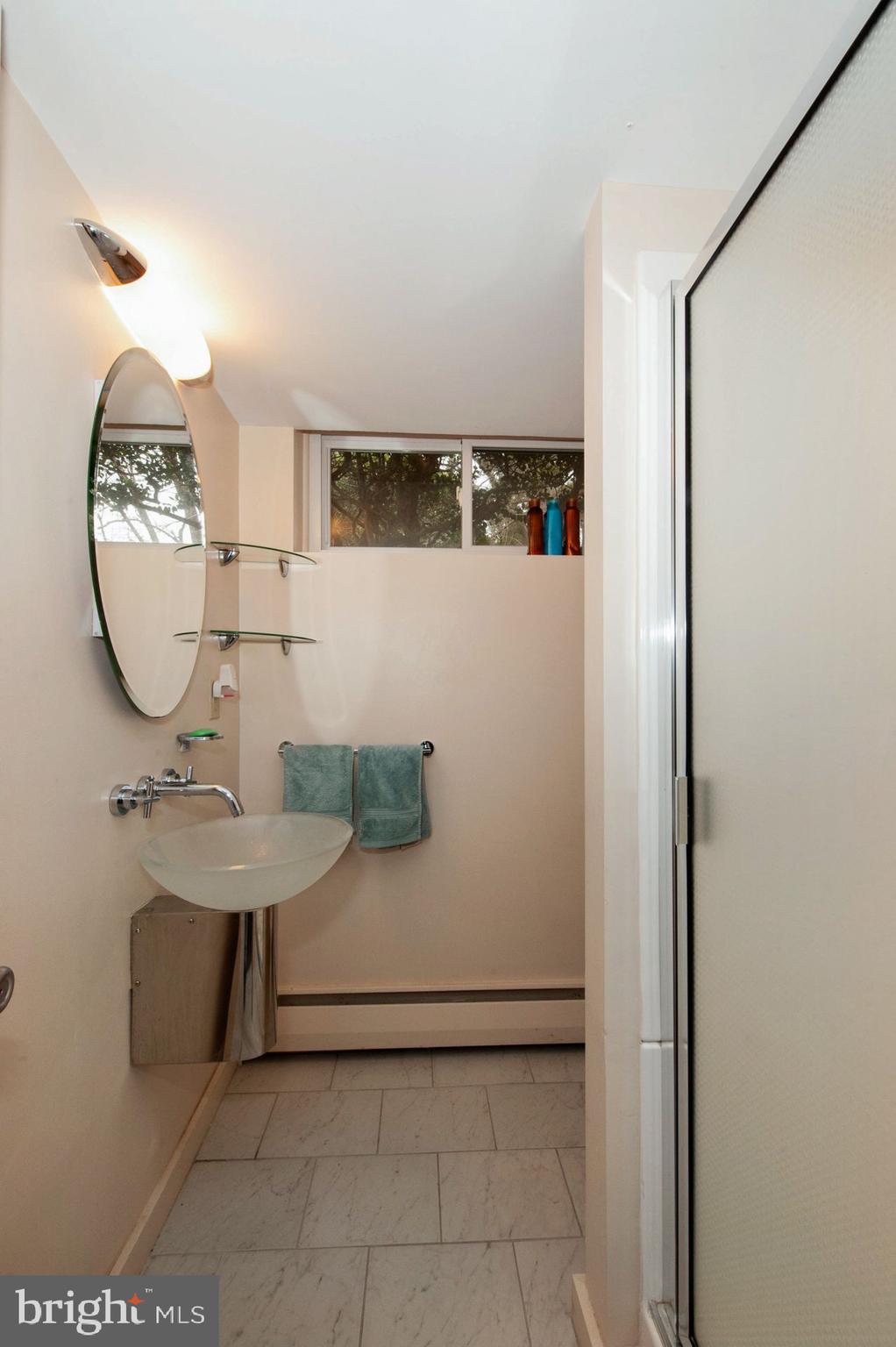 3223 Midfield Road Baltimore, MD 21208 - Photo 22 of 32 Bath