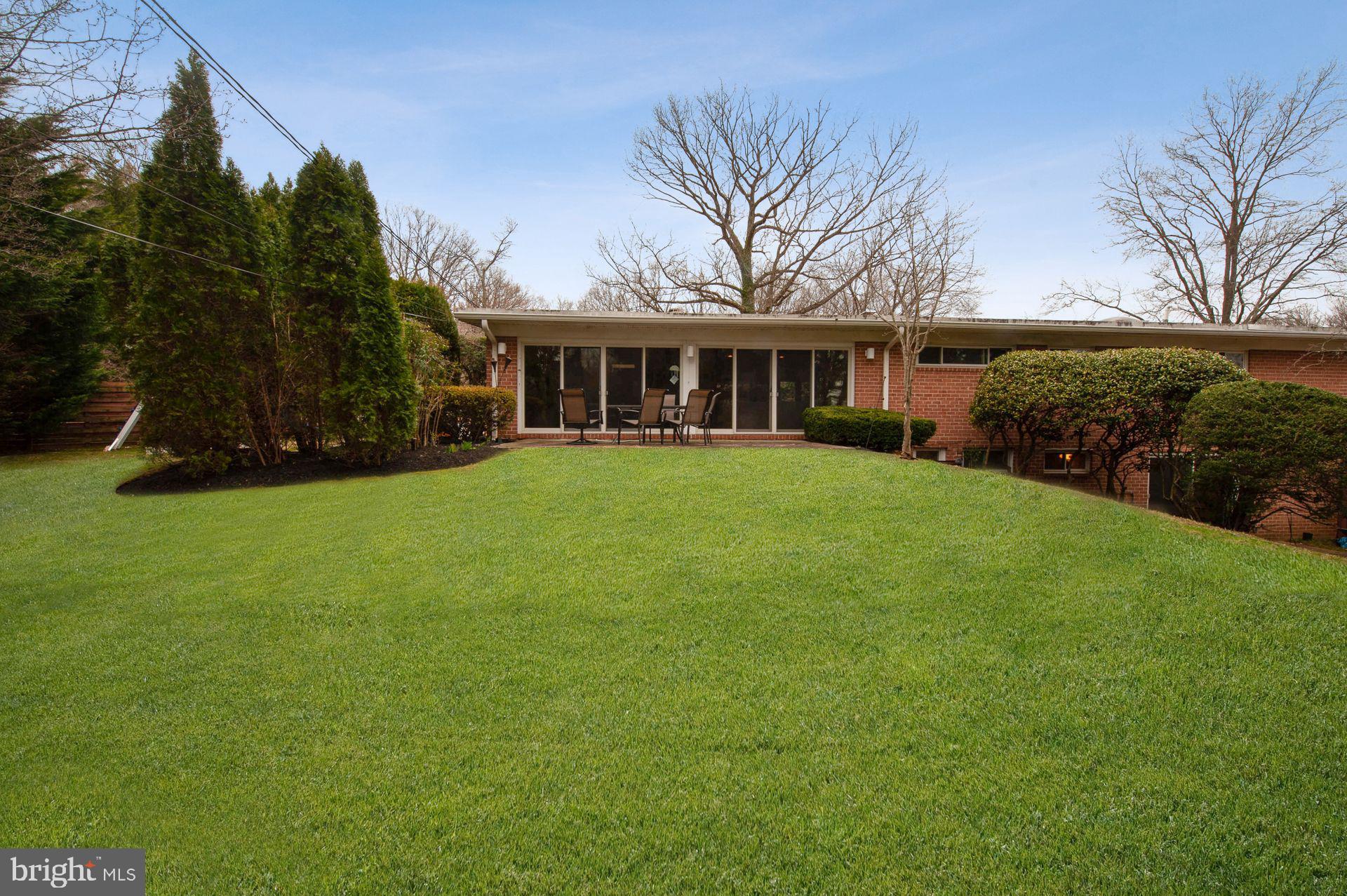 3223 Midfield Road Baltimore, MD 21208 - Photo 27 of 32 Gallery Image 27