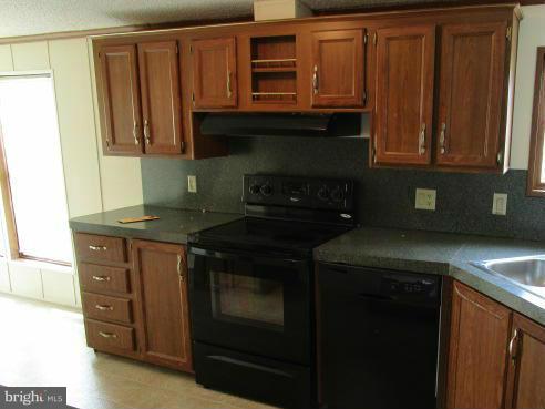 13913 Blairs Valley Road Clear Spring, MD 21722 - Photo 17 of 28 Kitchen