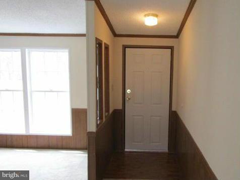 13913 Blairs Valley Road Clear Spring, MD 21722 - Photo 6 of 28 Interior (General)