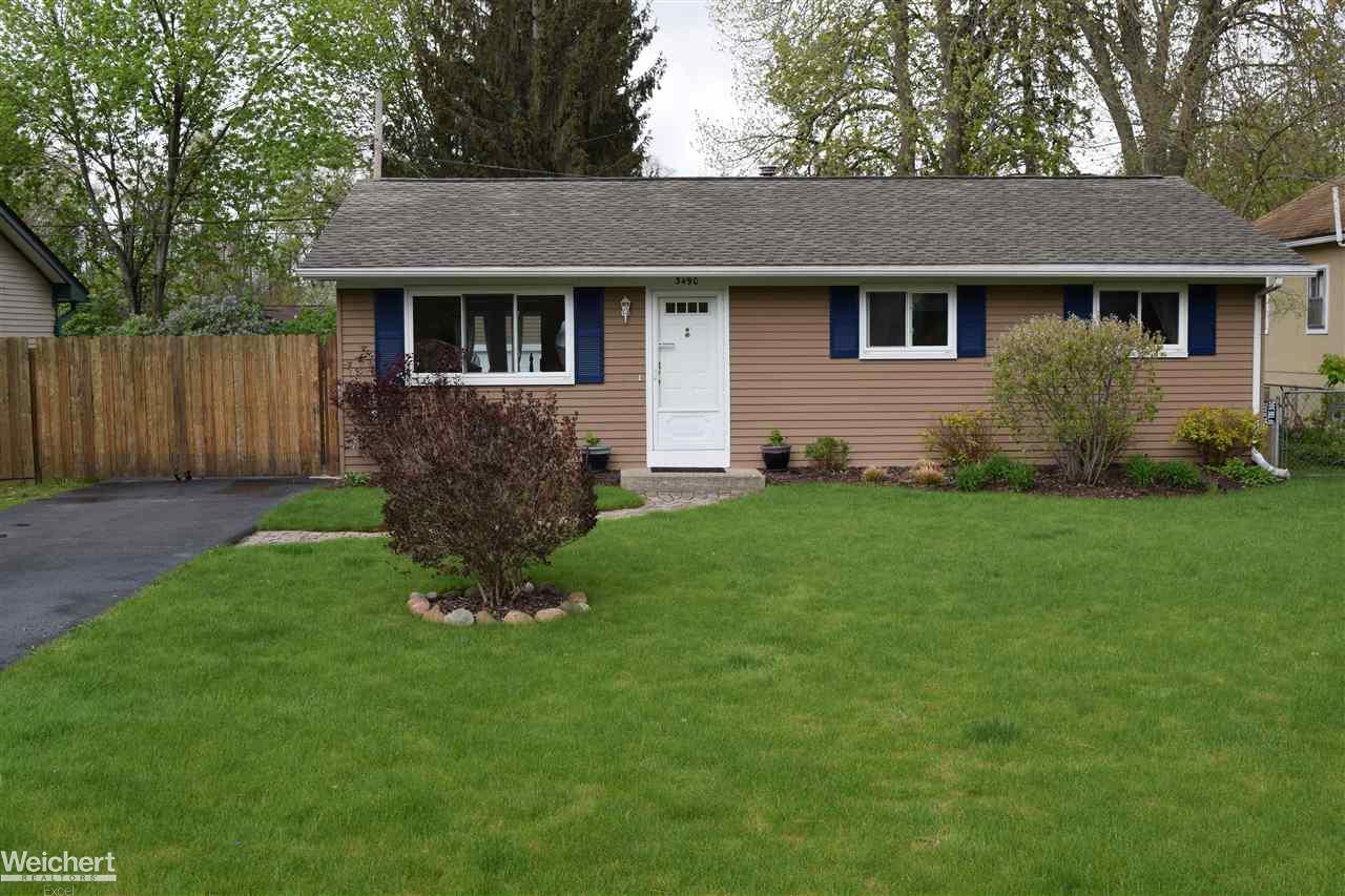 3490 Emmons Avenue Rochester Hills, MI 48307 - Photo 1 of 38