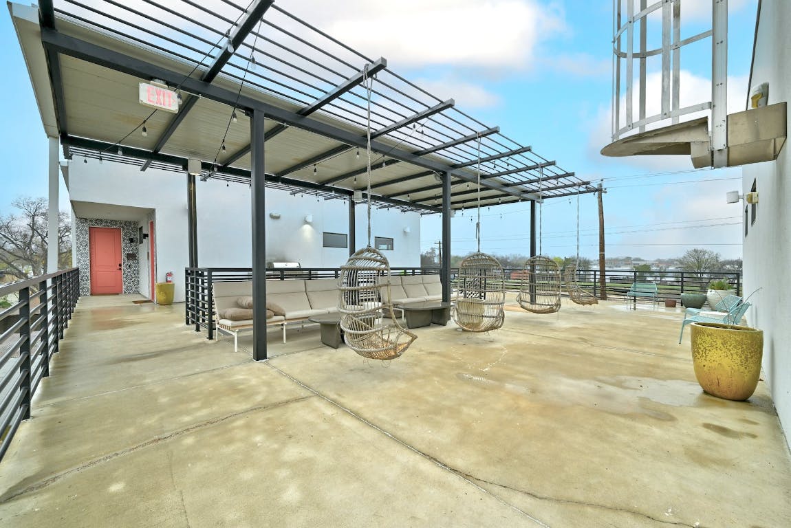 2709 East 5th Street, Unit 1303 Austin, TX 78702 - Photo 15 of 18 a view of a swimming pool with a patio