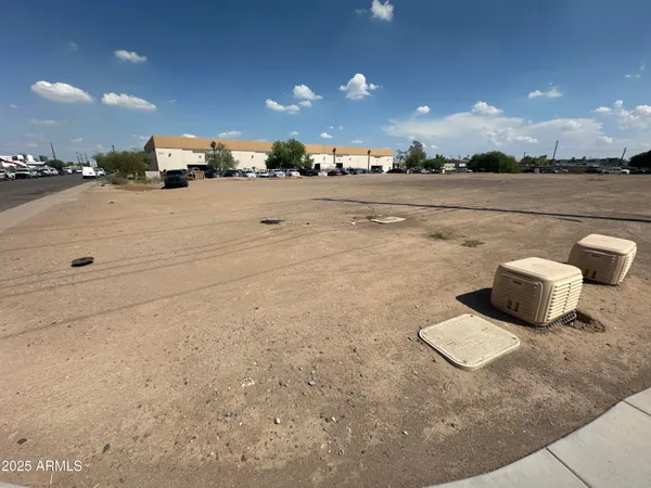 $1,200,000 | 6632 West Myrtle Avenue, Unit 30, Glendale, AZ 85301