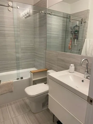 $4,800 | 301 Altara Avenue, Unit 207, Coral Gables, FL 33146