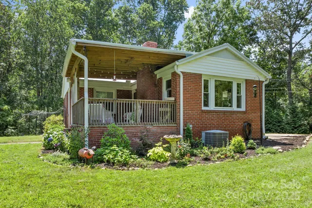 a view of a house with garden