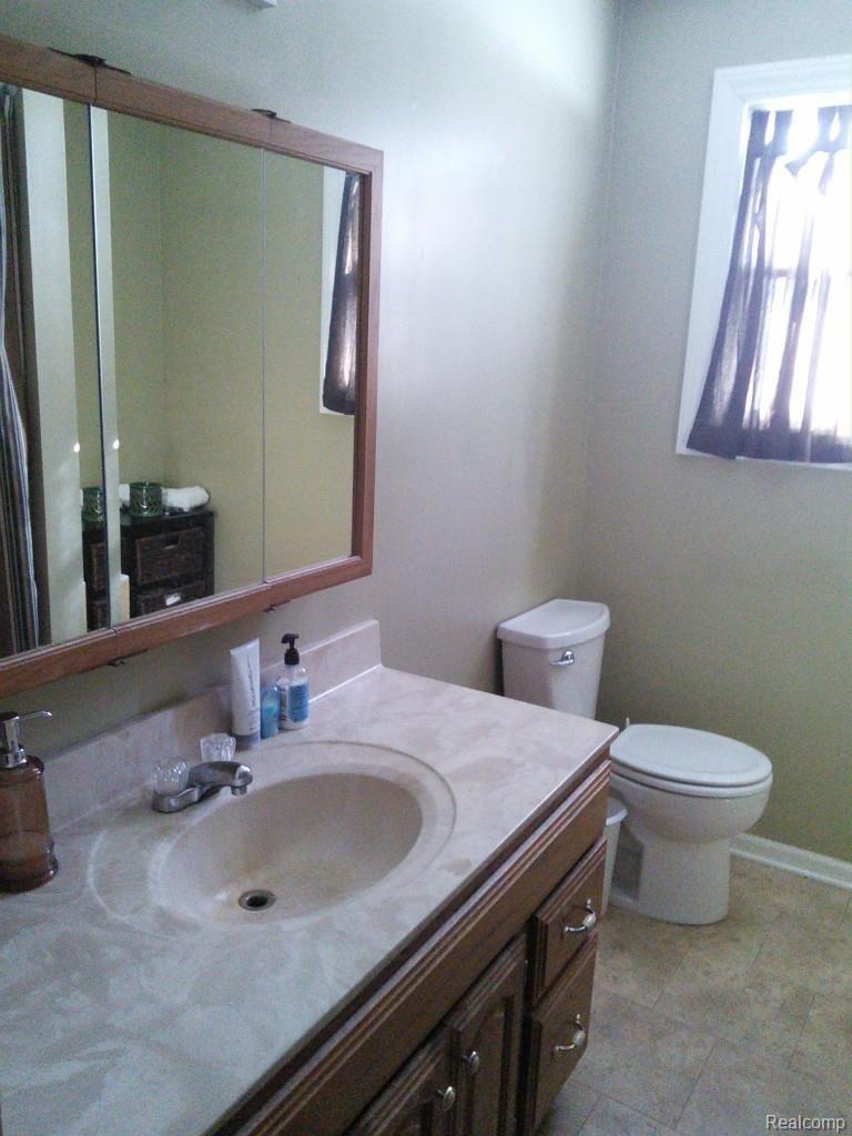 4035 Stanley Road Columbiaville, MI 48421 - Photo 11 of 14 IMG_20150227_113548.jpg
