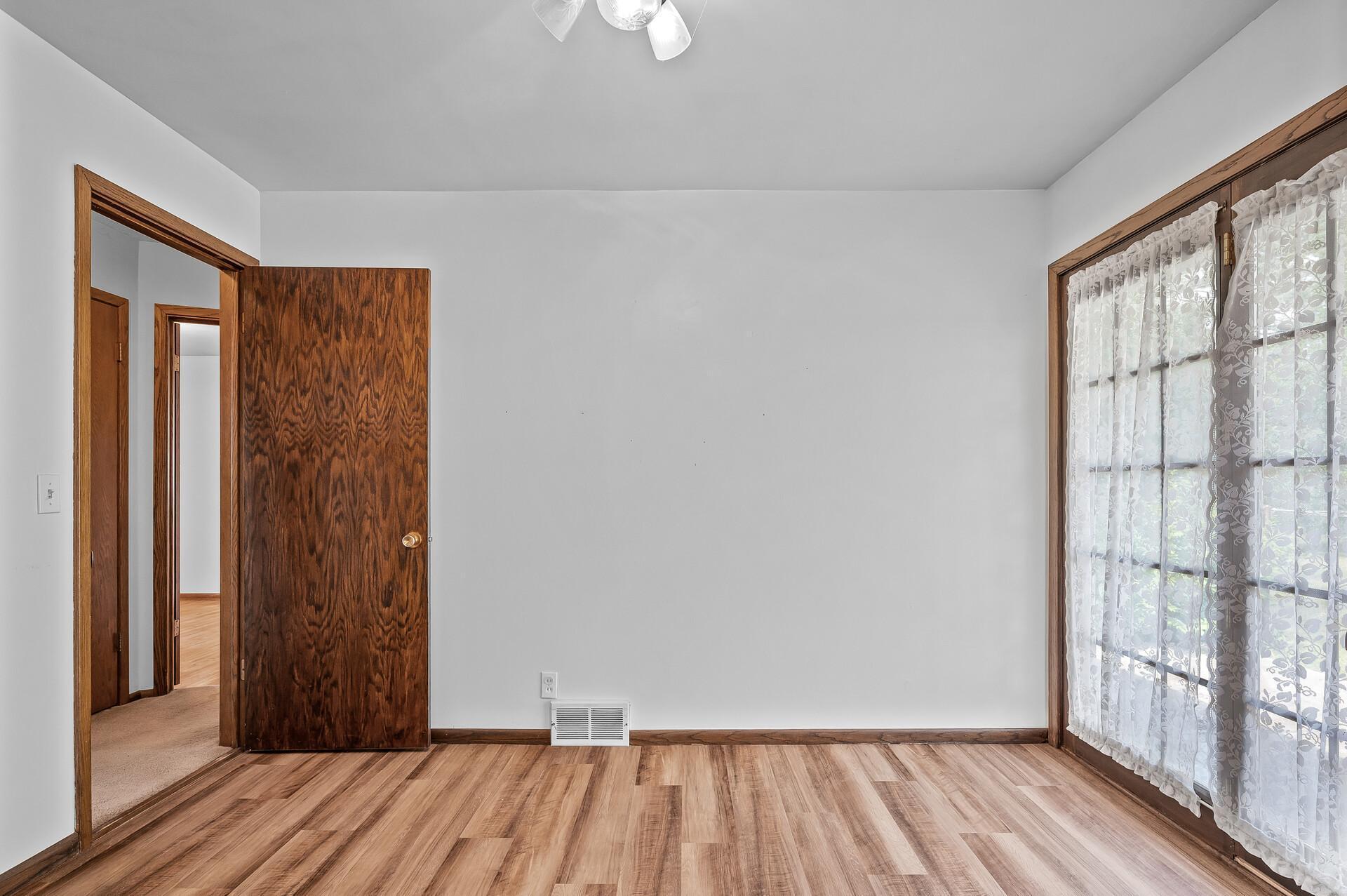 812 Hamel Road Medina, MN 55340 - Photo 14 of 41 Gallery Image 14
