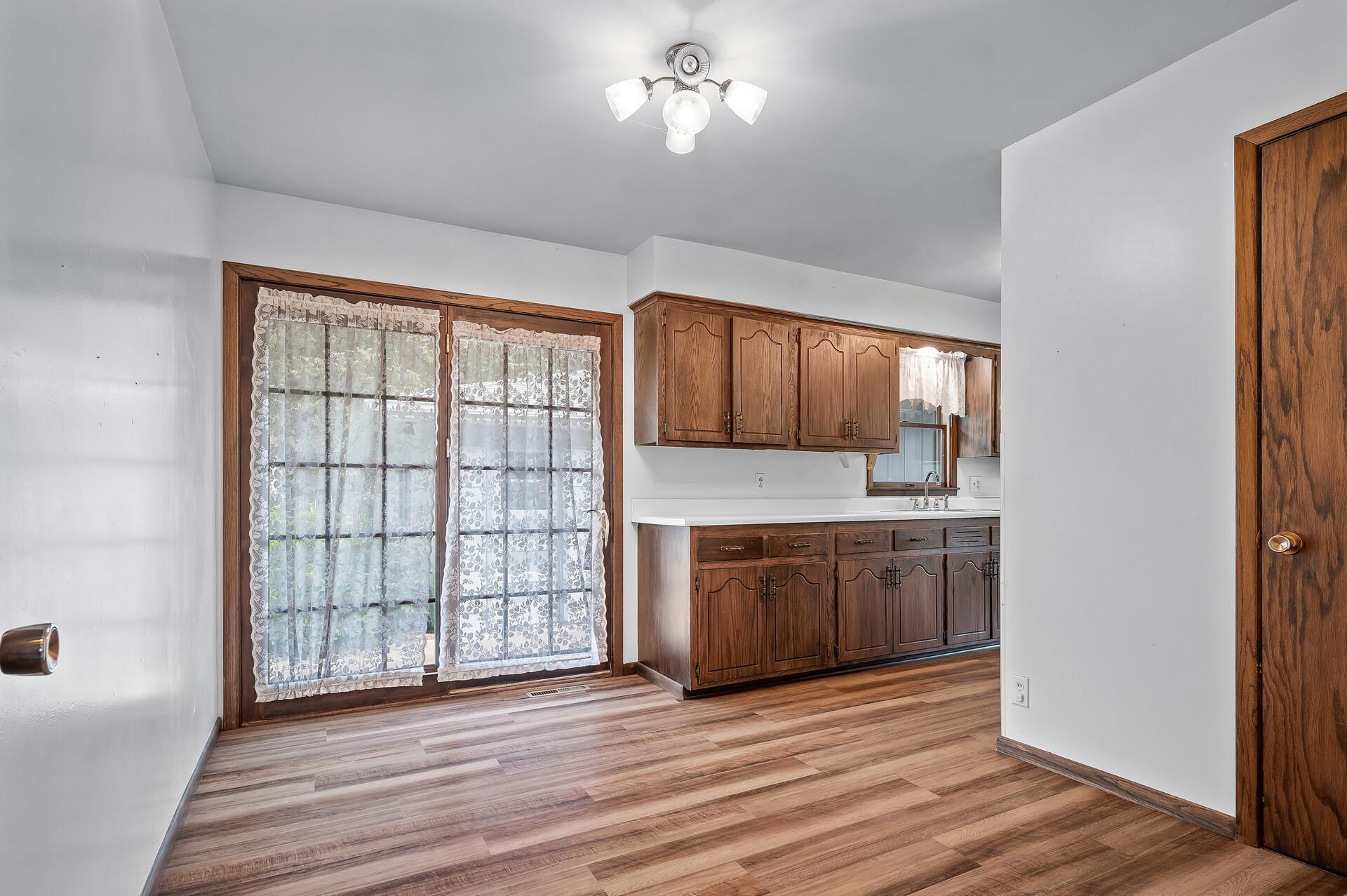 812 Hamel Road Medina, MN 55340 - Photo 15 of 41 Gallery Image 15