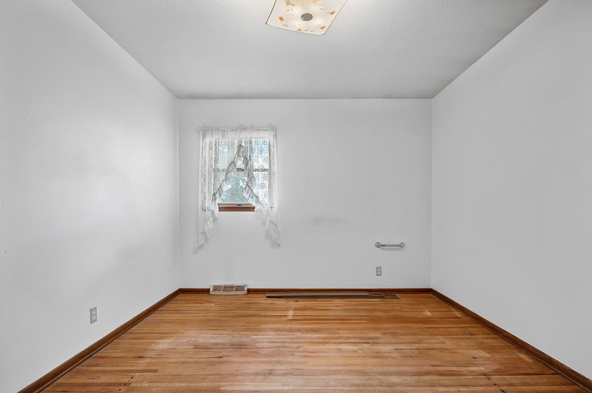 812 Hamel Road Medina, MN 55340 - Photo 16 of 41 Gallery Image 16