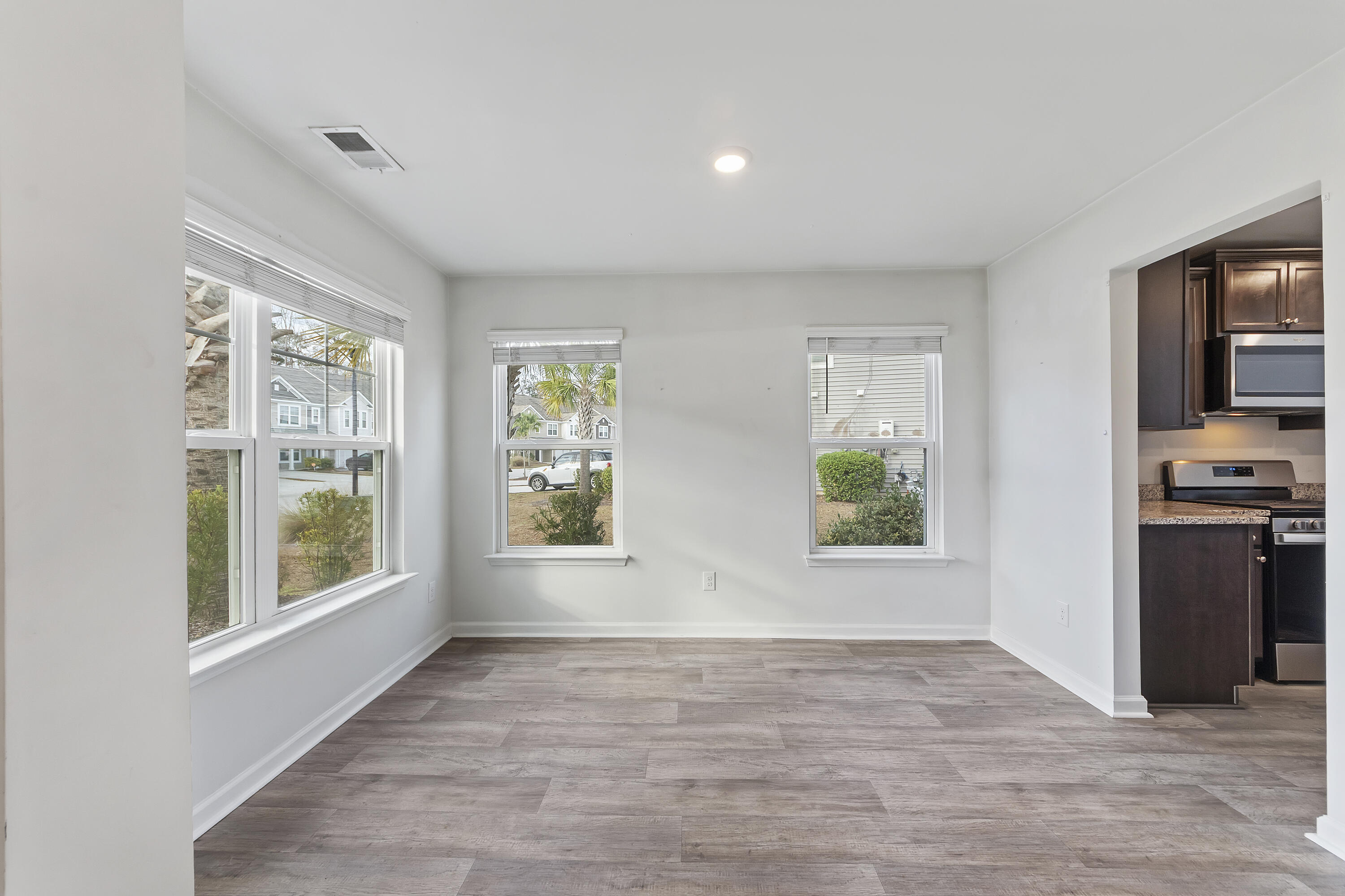 9784 Transplanter Circle Ladson, SC 29456 - Photo 8 of 32 _01A2471