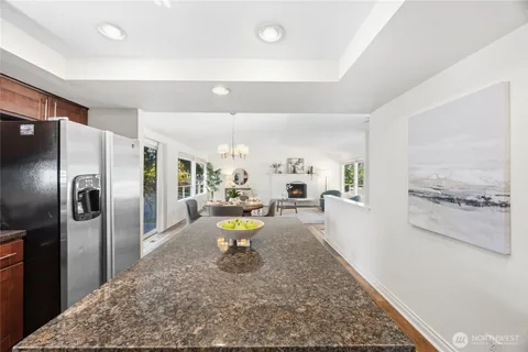 $1,275,000 | 6215 122nd Avenue Southeast, Bellevue, WA 98006