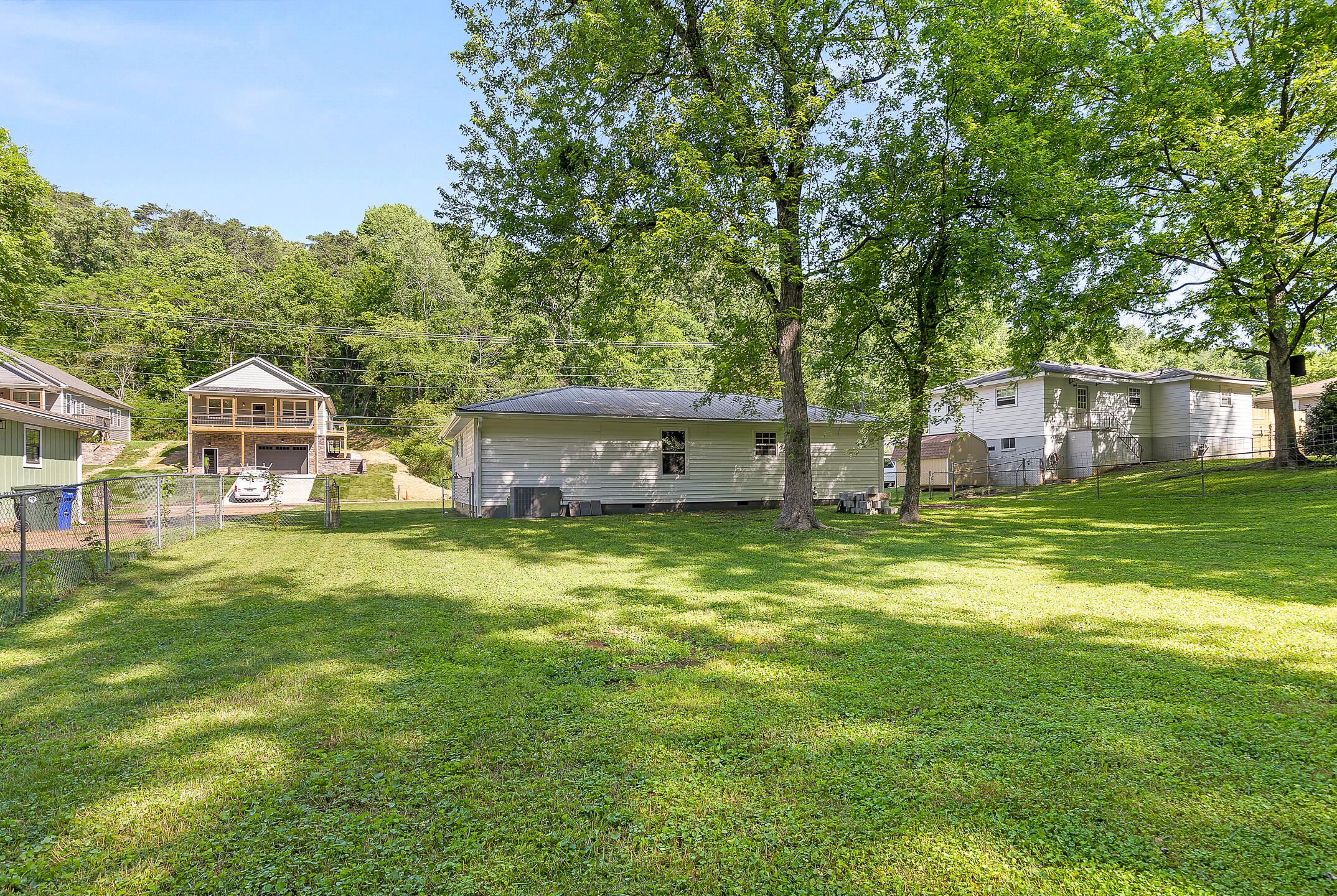 522 Lullwater Road Chattanooga, TN 37405 - Photo 4 of 26 Lullwater-6