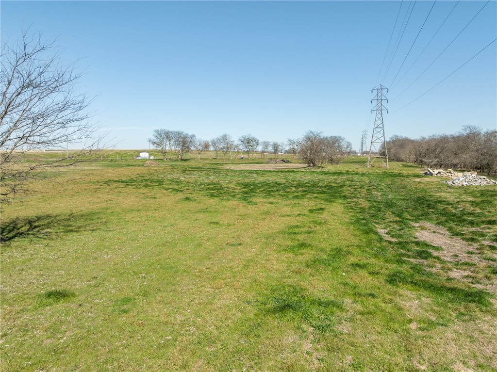 Tbd Tbd I-35 Abbott, TX 76621 - Photo 7 of 13 a view of an ocean from a yard