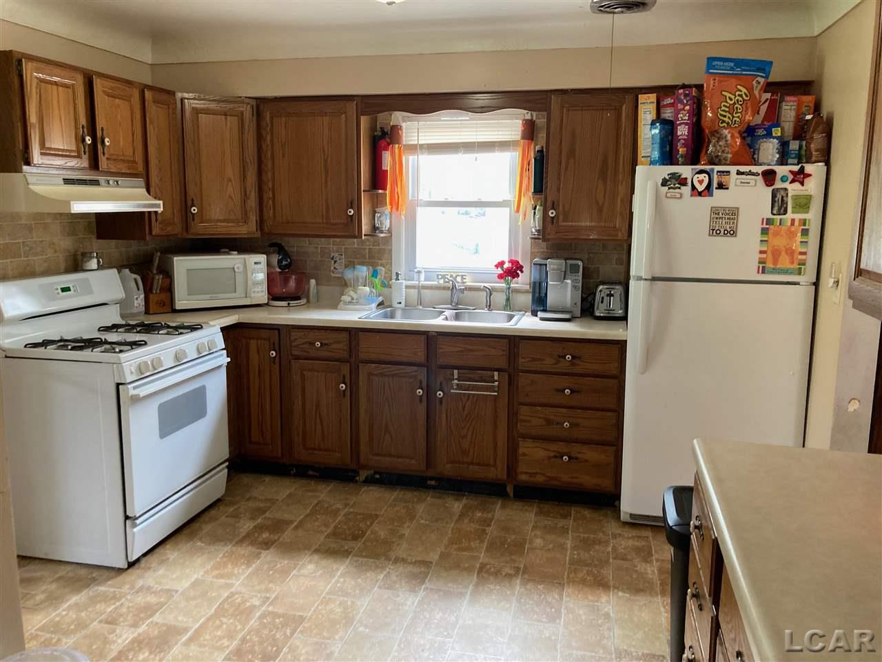 5526 West Beecher Road Adrian, MI 49221 - Photo 14 of 20