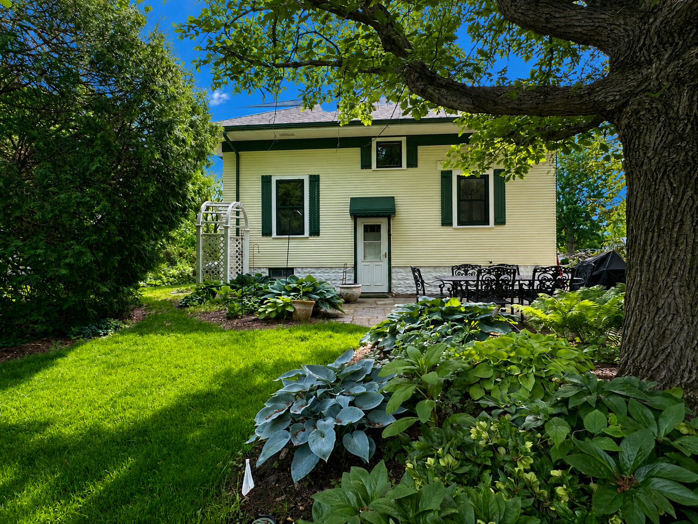 256 Center Road Frankfort, IL 60423 - Photo 2 of 25
