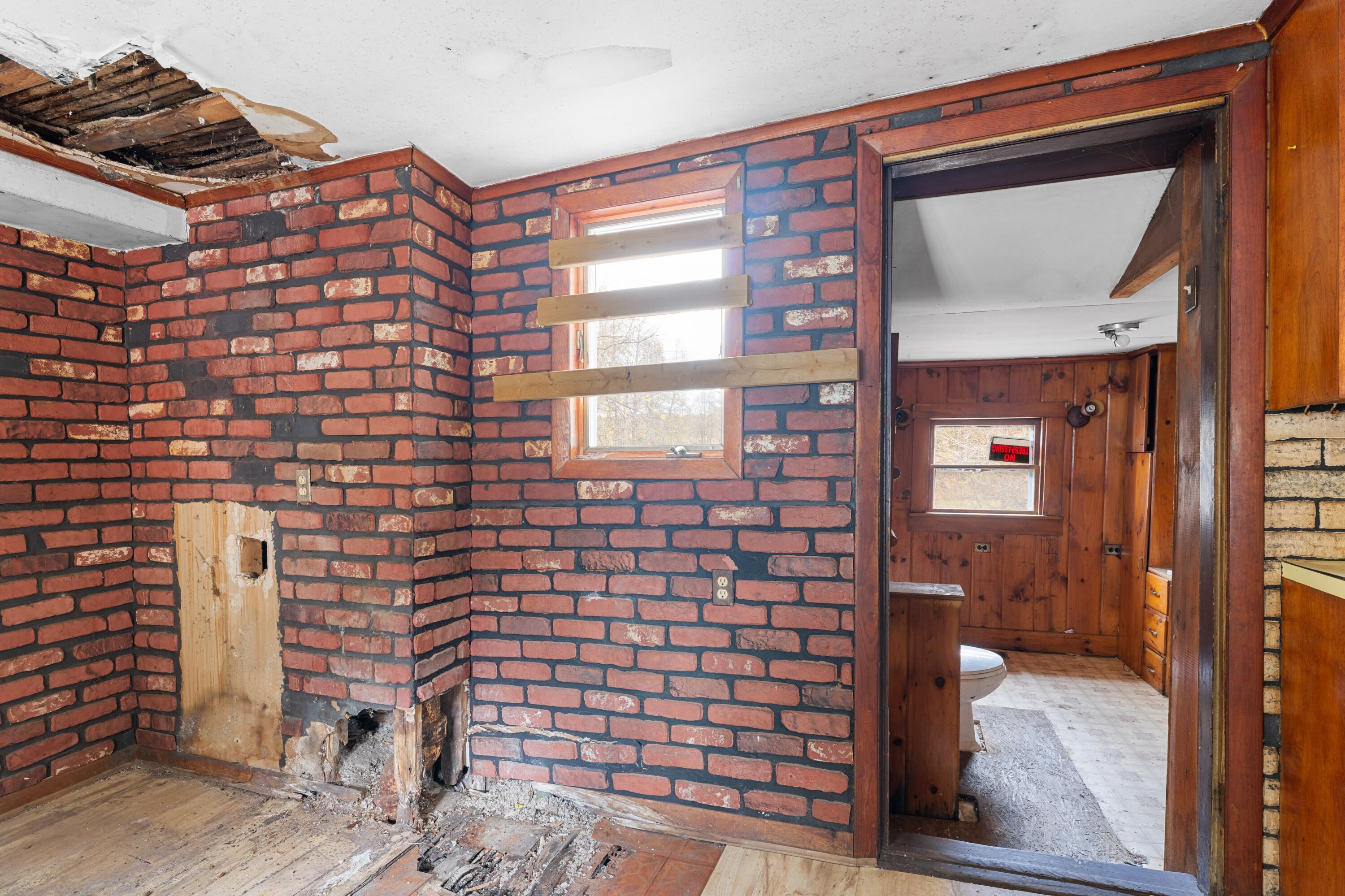 7 Valley Street Augusta, ME 04330 - Photo 4 of 24 DSC08000