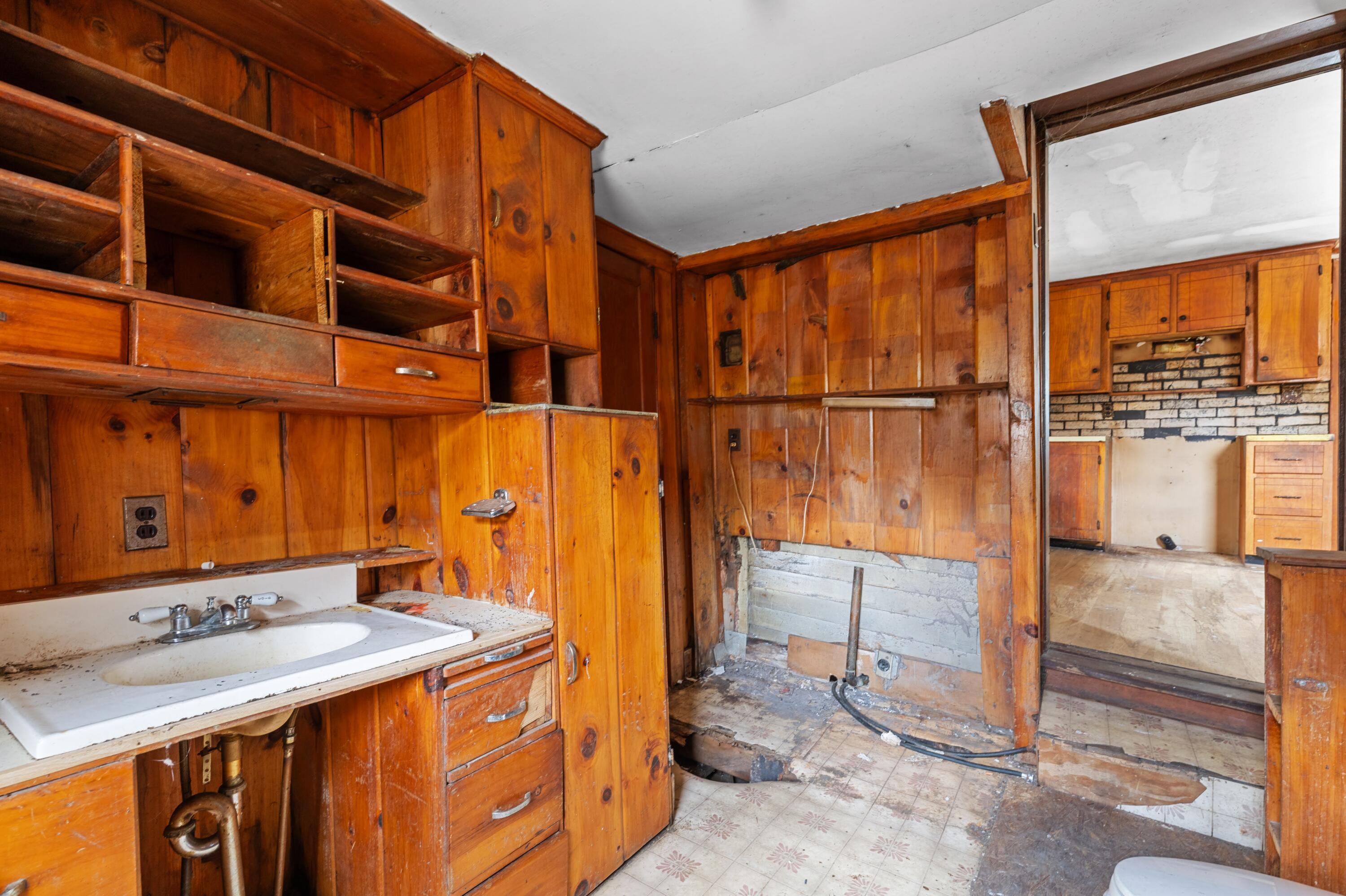 7 Valley Street Augusta, ME 04330 - Photo 6 of 24 DSC08006