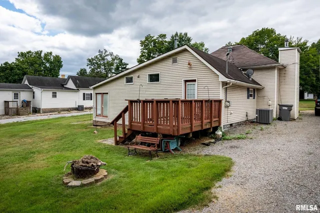 $165,000 | 522 North Division Street, Carterville, IL 62918