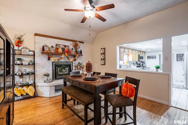 $165,000 | 522 North Division Street, Carterville, IL 62918