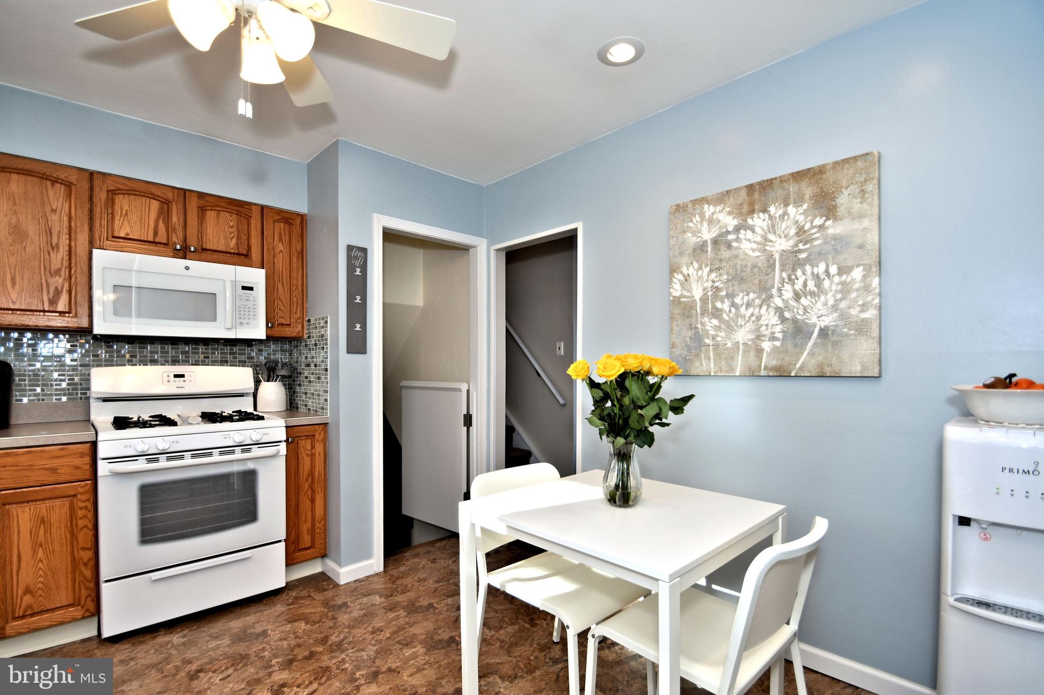 684 Stratford Road Warminster, PA 18974 - Photo 11 of 36 Gallery Image 11