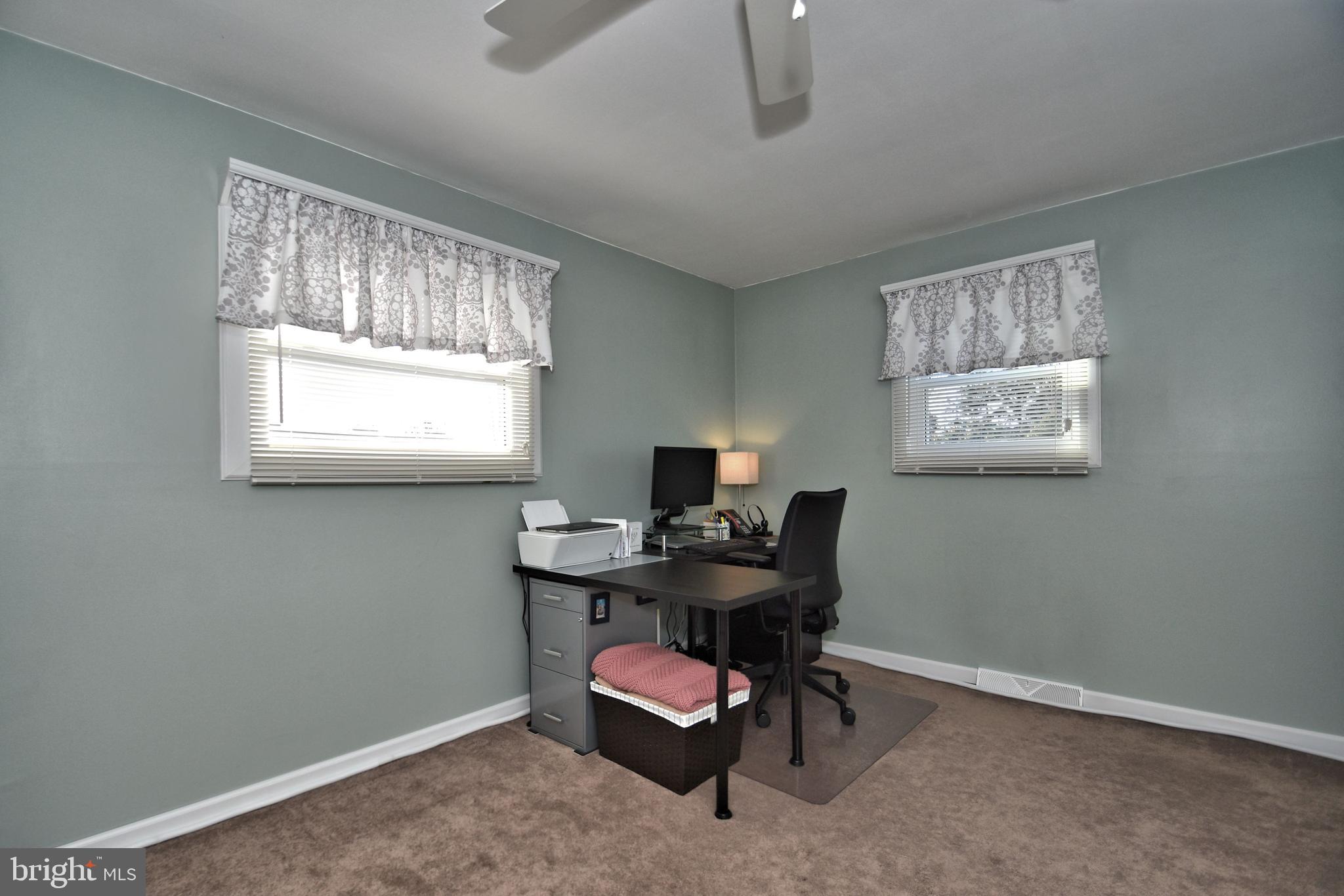 684 Stratford Road Warminster, PA 18974 - Photo 17 of 36 Gallery Image 17
