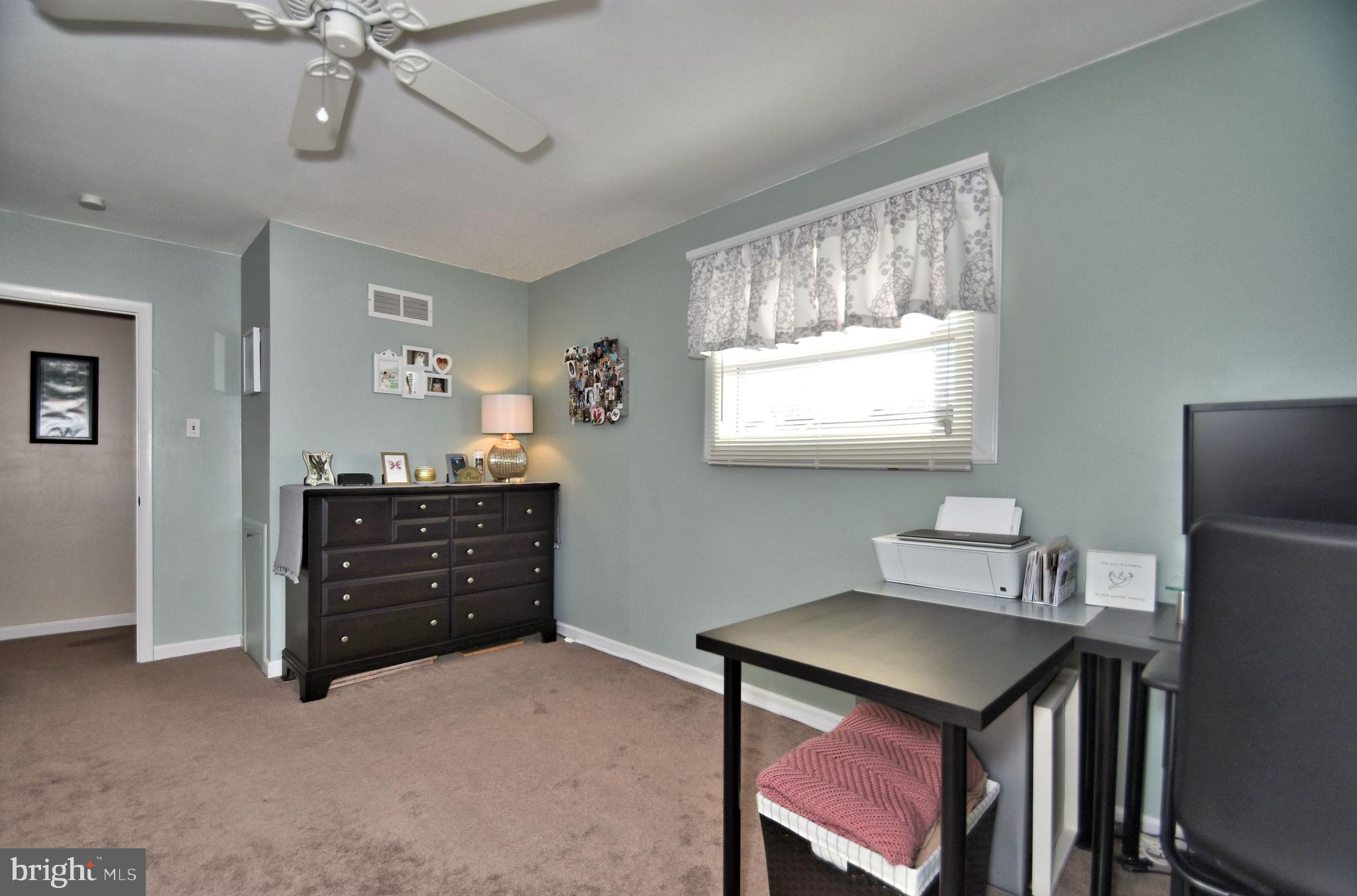 684 Stratford Road Warminster, PA 18974 - Photo 19 of 36 Gallery Image 19
