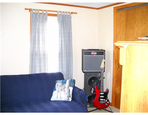 9 Spring Street Charleroi, PA 15022 - Photo 12 of 12 Bedroom.