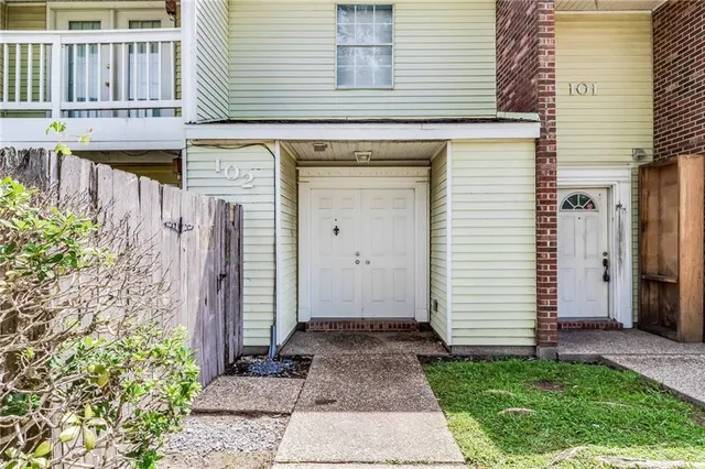 $1,450 | 101 Wilbourn Boulevard, Unit 102, Lafayette, LA 70506