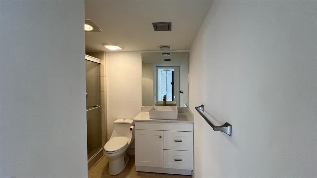 7835 Lakeside Boulevard, Unit 961 Boca Raton, FL 33434 - Photo 11 of 16 GetMedia (11)
