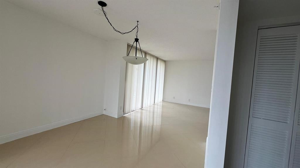 7835 Lakeside Boulevard, Unit 961 Boca Raton, FL 33434 - Photo 3 of 16 Photo 3