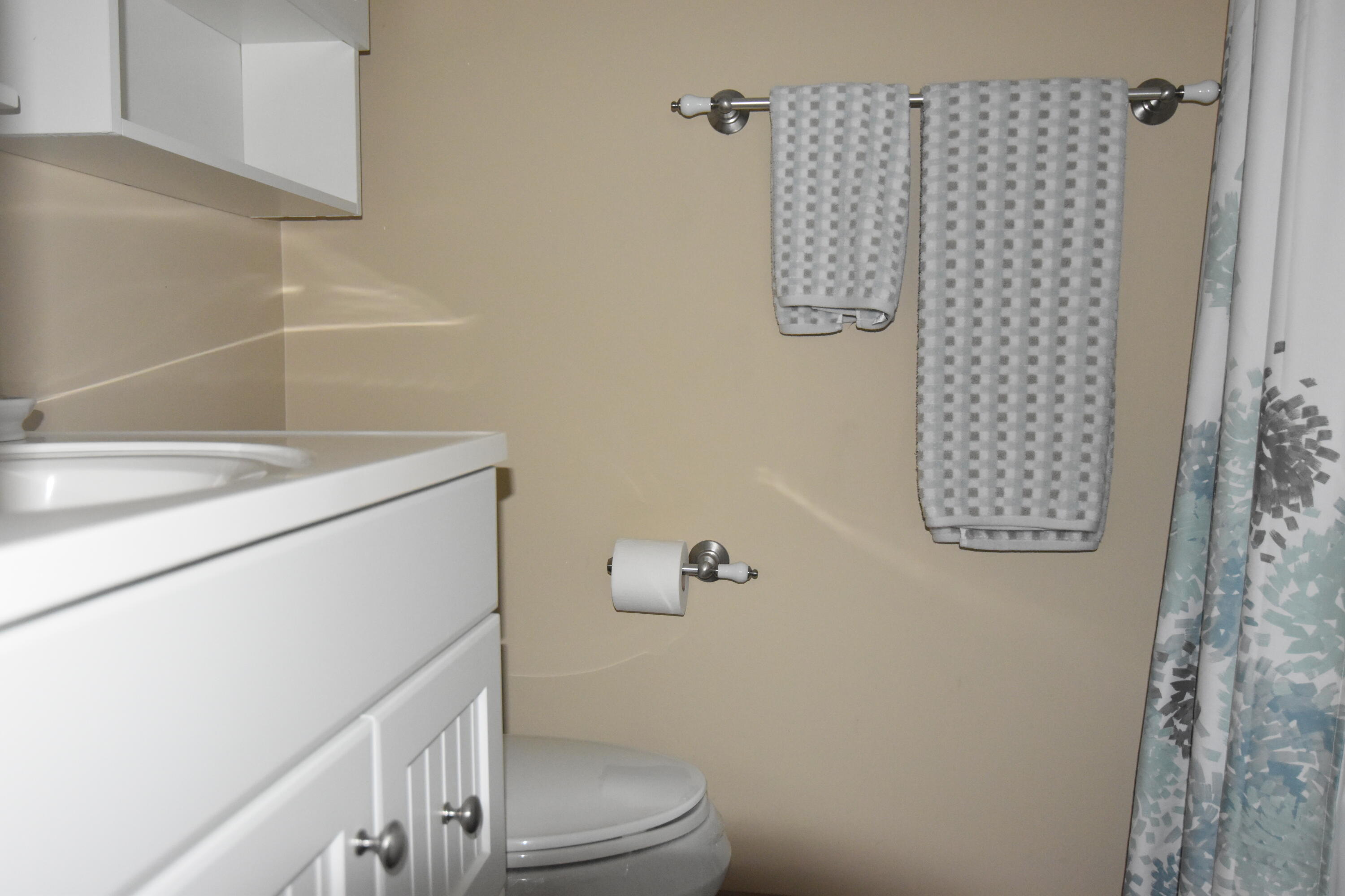 50 Southeast 12th Street, Unit 2620 Boca Raton, FL 33432 - Photo 14 of 19 Bathroom #2