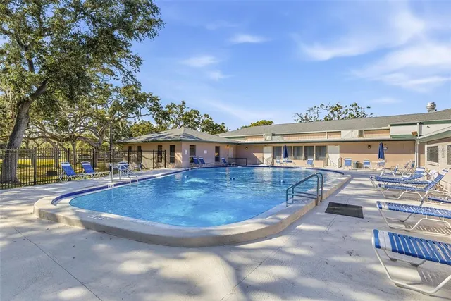 $460,000 | 2423 Rutland Lane, Clearwater, FL 33763