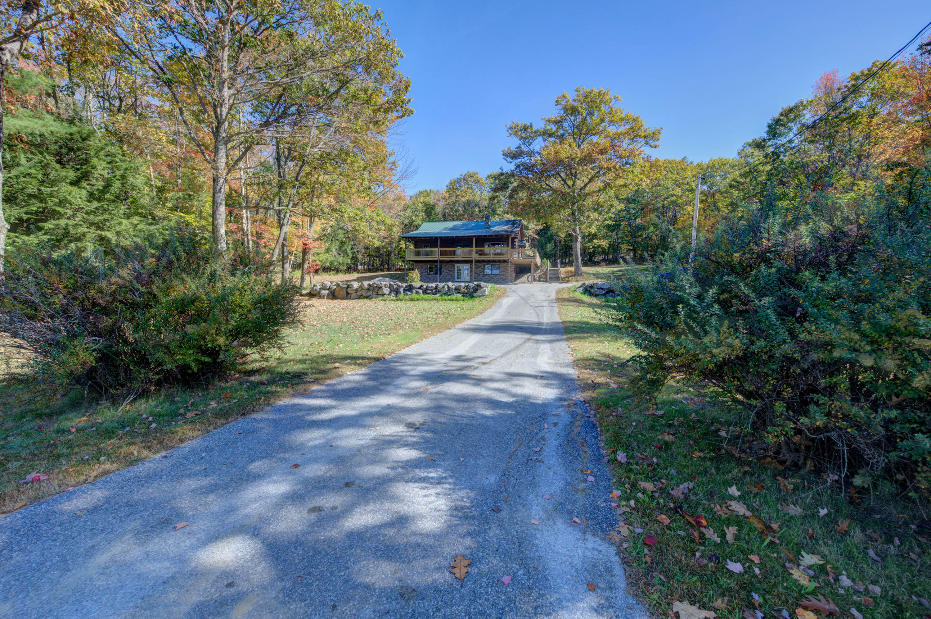 122 Tucker Road Wayne, ME 04284 - Photo 1 of 52 pic-1