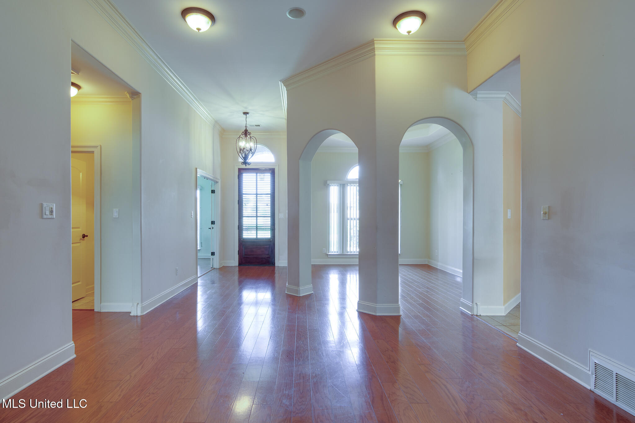 13294 Old Locke Road Olive Branch, MS 38654 - Photo 13 of 55 entrance