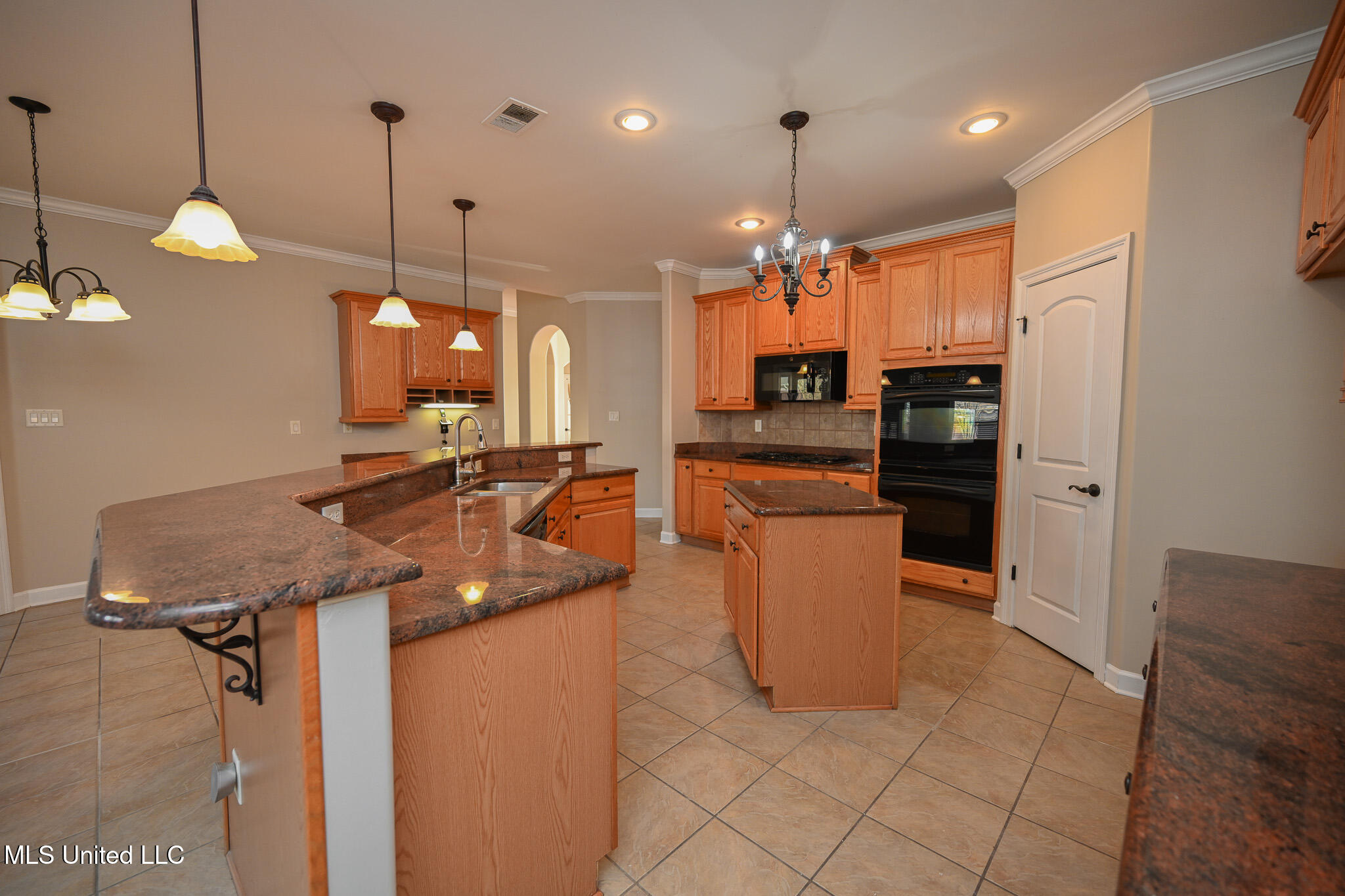 13294 Old Locke Road Olive Branch, MS 38654 - Photo 20 of 55 DSC_6808