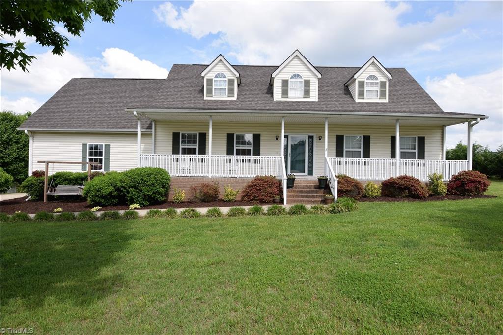 1024 Westmoreland Farm Road King, NC 27021 - Photo 2 of 14