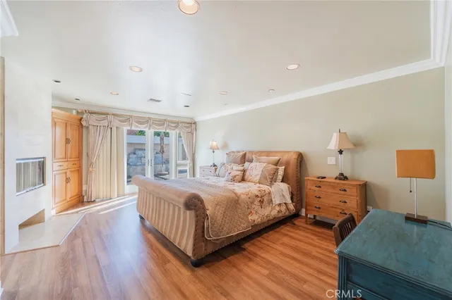 $1,599,900 | 17762 Prescott Lane, Huntington Beach, CA 92647