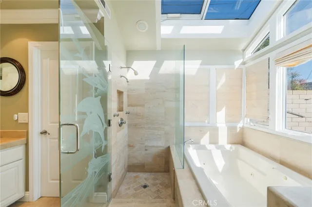 $1,599,900 | 17762 Prescott Lane, Huntington Beach, CA 92647