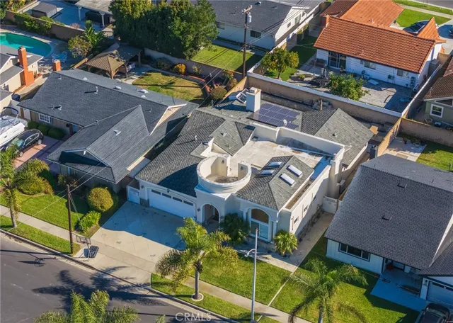 $1,599,900 | 17762 Prescott Lane, Huntington Beach, CA 92647