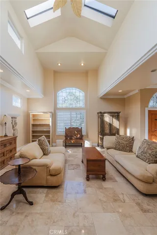 $1,599,900 | 17762 Prescott Lane, Huntington Beach, CA 92647