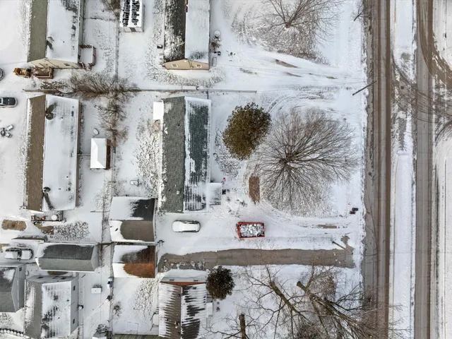 $173,000 | 914 South 35th Street, Manitowoc, WI 54220