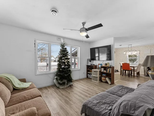 $173,000 | 914 South 35th Street, Manitowoc, WI 54220