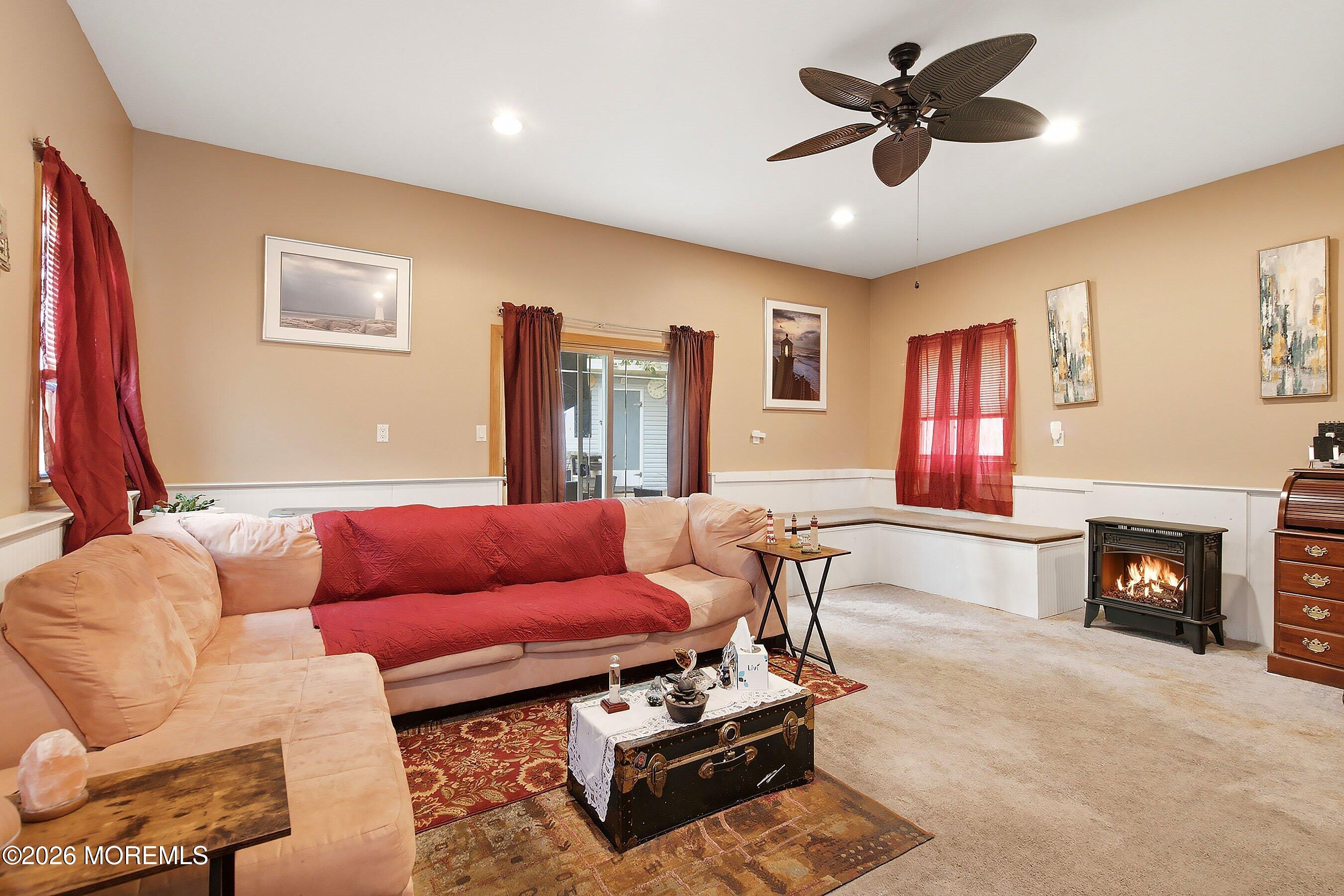 17 Locust Road Howell, NJ 07731 - Photo 13 of 23 13-Family 1A