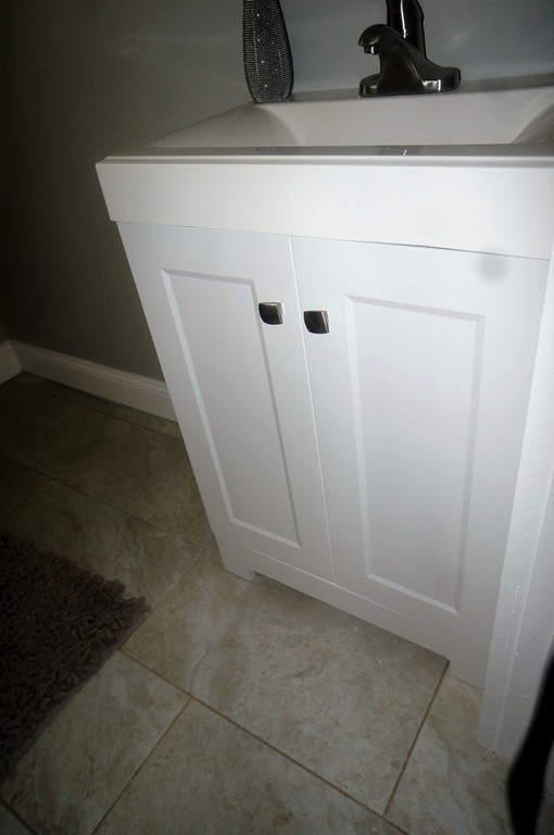 38 Fenwick Street Springfield, MA 01109 - Photo 20 of 28 a view of a small space