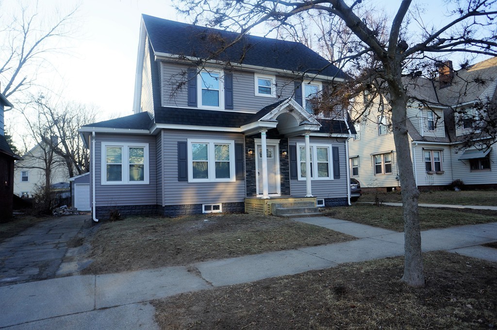 38 Fenwick Street Springfield, MA 01109 - Photo 2 of 28 a front view of a house with a yard