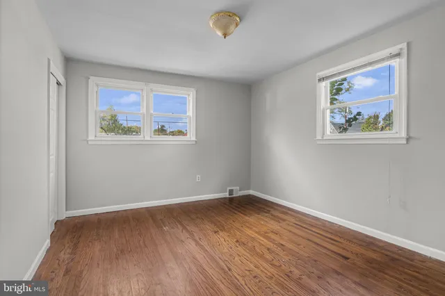 $319,999 | 3 Cloverdale Road, Blackwood, NJ 08012