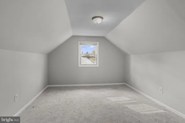 $319,999 | 3 Cloverdale Road, Blackwood, NJ 08012